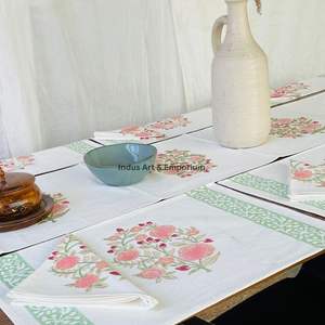 Set de table et serviettes imprimés à la main - Achetez des sets de table personnalisés, des nappes peintes à la main, des sets de table et serviettes imprimés à la main en stock - Product Image 5