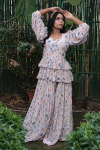 Bohemian Floral Print Crepe Floor-Length Peplum <b>Dress</b> With <b>Ruffles</b> Empire Waistline Sweetheart Neck Casual Style For Adult - Product Image 4