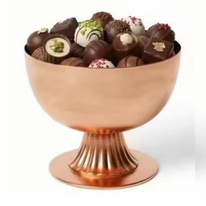 Tazón de metal para servir frutas y chocolate de diseño exclusivo, hecho a mano, decorativo, a precio de mayorista. - Product Image 1