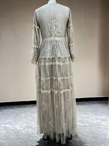 Robe longue bohème en dentelle pour femme, robe longue fluide à manches longues avec volants superposés et dentelle florale pour soirée ou invitée de mariage - Product Image 2