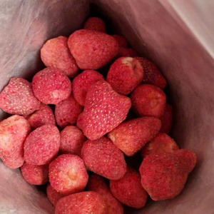Customized FD Whole Strawberry <b>Sweet</b> Ready-to-Eat Vietnam Vacuum Pack High <b>Quality</b> ODM OEM Service Retail Brands - Product Image 2