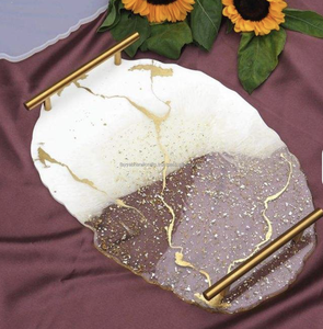 Plateau de service personnalisable en résine époxy sculptée avec sous-verres, fait main pour la décoration de la maison, des restaurants, des hôtels, des cadeaux et des événements - Product Image 3