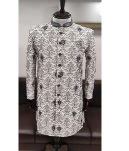Sherwani ethnique pour homme, tenue traditionnelle brodée, idéale pour les mariages, les événements festifs et les célébrations. - Product Image 4