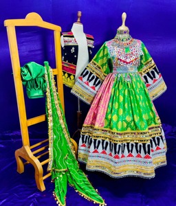 Vestido corto afgano hecho a mano con borlas multicolor, incrustaciones de espejos intrincadas y auténtico patrón tribal Kuchi. - Product Image 1