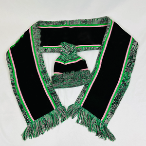 Alpha Kapa Alpha (AKA) Conjunto de Bufanda Larga de Punto Grueso y Gorro con Pompones en Rosa Salmón y Verde Manzana, Diseño Jacquard, Unisex, para Invierno - Product Image 5