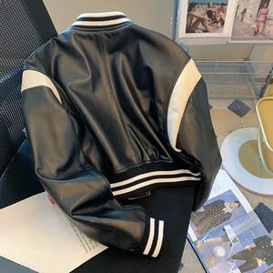 Wholesale Manufacture Black Lamb Skin Leather Bomber <b>Coat</b> Crop Real Leather Varsity Jacket For Women - Product Image 3