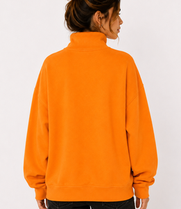 Sudadera Premium de Algodón Grueso para Mujer, Color Naranja Arkansas, Cuello Alto, Bordado Chenille, Fabricante OEM ODM - Product Image 4