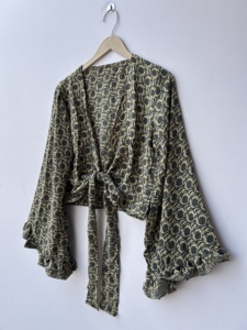 Top vintage sin mangas para mujer, top de seda con lazo, top corto con mangas acampanadas, top suave y cómodo para vacaciones - Product Image 5