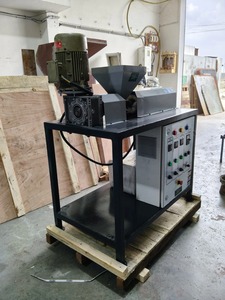 Extrusora de Plástico V4 Pro, Máquina Automática de Extrusión de Plástico para el Procesamiento de Residuos Plásticos Reciclados, en Venta - Product Image 6