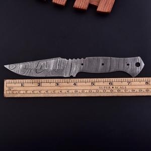 Lame de couteau Skinner en acier Damas artisanal de qualité supérieure pour la fabrication sur mesure de couteaux de chasse, de couteaux de chef et pour les artisans-fersiers professionnels - Product Image 6