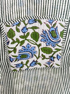 Sac fourre-tout en coton matelassé à motifs floraux, sac de marché fait main à imprimé floral vert, sac à bandoulière à prix de gros - Product Image 3
