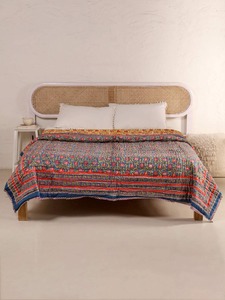 Edredón Bordado Bohemio con Patrón Floral Azul, Hecho a Mano en Algodón, Juego de Ropa de Cama para Decoración del Hogar para Todas las Temporadas - Product Image 3