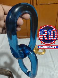 Sculpture murale en résine bleue à maillons de chaîne, très demandée, pour la décoration intérieure de la maison et des hôtels, en acrylique, trois maillons connectés - Product Image 4