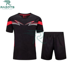 Uniformes de football professionnels de haute qualité en gros, fabrication OEM directe d'usine, manches courtes, grandes tailles - Product Image 4