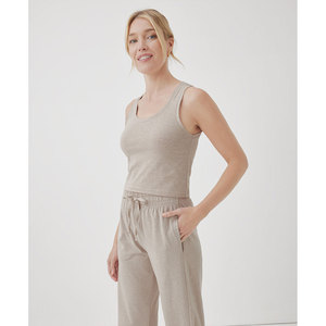 Camiseta sin Mangas Ajustada para Mujer, Prenda Esencial para Viaje, Camisa Ligera de Verano para Playa, Ropa Casual, Colores Personalizados, Opciones de Talla - Product Image 3
