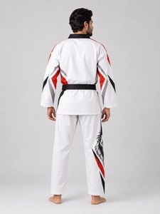 Uniforme de taekwondo de alto rendimiento y calidad, que ofrece comodidad ligera, control de la humedad y movimiento sin restricciones. - Product Image 2