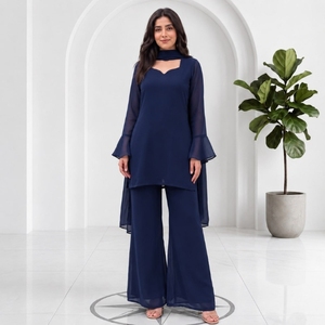 Ensemble Robe Palazzo Unie en Georgette pour Femme avec Dupatta Entièrement Cousu, Col à Nouer au Dos, Coupe Droite, Formelle, Respirante, Doux pour la Peau AARIKA - Product Image 3