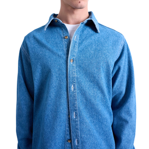 เสื้อเชิ้ตผู้ชายผ้าเดนิมสบายๆ สไตล์ลำลอง พร้อมคุณสมบัติป้องกันรอยยับและระบายอากาศ ขายส่ง ปรับแต่งได้ ผลิตจากผ้าฝ้าย - Product Image 4