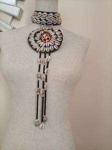 Conjunto de Collar de Conchas de Cauri con Cuentas Hechas a Mano CRYSTAL CRAFT, Joyería Tribal Africana, Gargantilla Étnica, Estilo Boho - Product Image 3