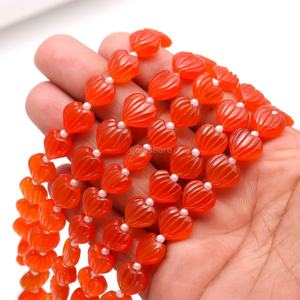 Cuentas de cornalina natural talladas en forma de corazón de 10-11 mm, cuentas de cornalina talladas a mano, cuentas sueltas para la fabricación de joyería al por mayor. - Product Image 2