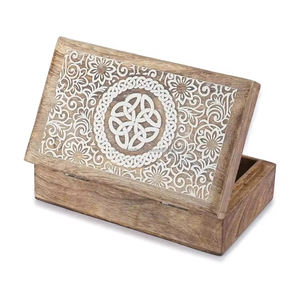 Boîte à bijoux en bois de manguier rectangle avec finition blanche de luxe avec traitement d'impression par vernissage laser - Product Image 2