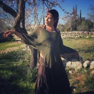 เสื้อคลุมโปโลสไตล์โบฮีเมียน น้ำหนักเบา ทรงเอซิมเมตริก ผ้าถักแบบเปิด ดีไซน์พิกซี่  เสื้อผ้าสไตล์เอลฟ์ แฟรี่ สำหรับงานเทศกาล  เสื้อคลุมโบฮีเมียนแบบเลเยอร์สำหรับผู้หญิง - Product Image 1