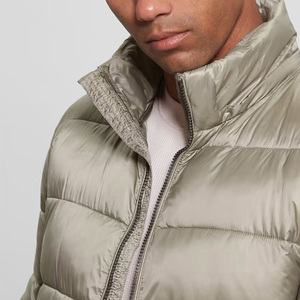 Veste matelassée en duvet pour homme de haute qualité pour un confort hivernal en plein air, veste matelassée longue personnalisable - Product Image 2