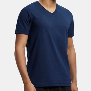 T-shirt décontracté en coton uni pour homme, coupe classique, col en V, respirant, idéal pour l'été et le style moderne, personnalisable OEM. - Product Image 3