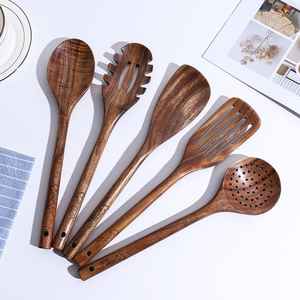 Ensemble d'ustensiles de cuisine en bois faits à la main, cuillères et spatules en bois de teck, ustensiles de cuisine en bois naturel pour un usage quotidien en cuisine - Product Image 4