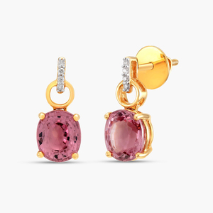 Pendientes colgantes de morganita en oro amarillo con detalles de diamantes, estilo clásico para mujer - Product Image 2