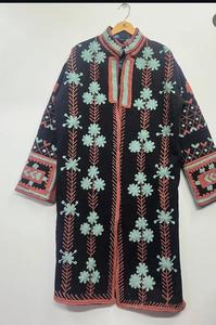 Kimono de terciopelo con bordado Suzani - Product Image 5