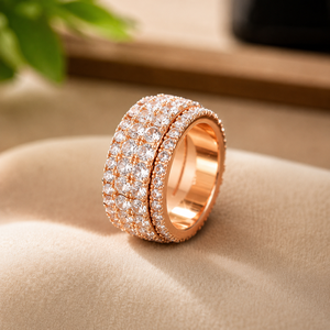 Anillo de Compromiso Unisex con Cuatro Líneas de Diamantes Redondos, Chapado en Oro Blanco de 14K, con Moissanita Engastada en Puntas, Joyería de Aniversario - Product Image 6