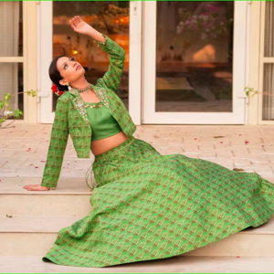 Ensemble Lehenga et veste Tota vert, magnifique collection tendance de Lehenga Choli traditionnels pour mariage - Product Image 1