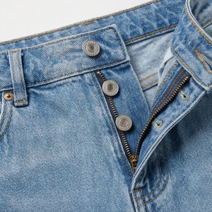 Shorts d'été pour femmes de qualité supérieure, grande taille, nouveau style, denim, couleur personnalisée, logo personnalisé, fabrication OEM, vêtements tendance - Product Image 4