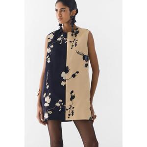 Robe mi-longue faite main en deux parties, confectionnée à partir de notre magnifique tissu en soie végétalienne, pièce maîtresse trans-saison, mini-robe ajustée. - Product Image 3