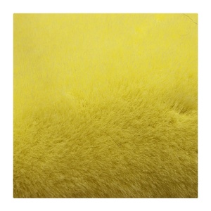 Tela de piel sintética de conejo artificial de alta calidad personalizada 17mm pila larga de lujo 80% acrílico 20% poliéster teñido sólido - Product Image 1