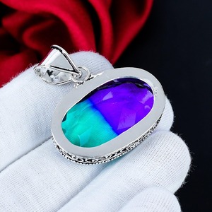 Pendentif Bohème pour Femme en Argent Sterling 925 avec Tourmaline Bicolore Ovale Facettée et Sertissage clos, Bijou Artisanal en Pierre Précieuse - Product Image 3