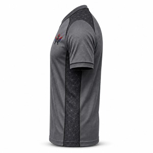 Camiseta de Fútbol Transpirable con Paneles que Absorben la Humedad, Ajuste Atlético, Sublimación Personalizada, Secado Rápido, Ropa Deportiva Ligera de Poliéster - Product Image 4