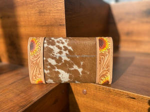 Hot Selling Handmade Tooled Carving Cowhide Fur Leather Wallet Snap Button <b>Phone</b> Case Clutch <b>For</b> Women Daily Use <b>Office</b> Shopping - Product Image 5