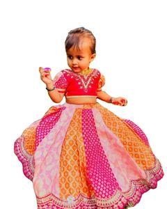 Heavy Mono-Banglori con hermosa secuencia de trabajo para niños, Colección especial de moda Choli para la próxima fiesta festiva y especial - Product Image 1