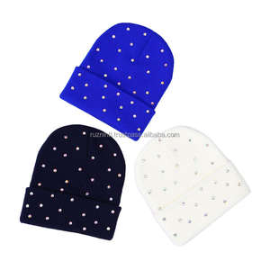 Gorro de Punto con Pedrería Brillante y Bordado 3D, Gorro de Calavera Elegante y Cálido, Unisex, Moderno, Accesorio de Moda para Invierno y Actividades al Aire Libre - Product Image 6