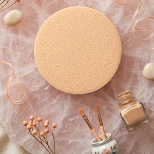 [K-ESSENTIALS] Esponja de Maquillaje en Forma de Corazón, Suave al Tacto, para Aplicar Crema BB - Product Image 3