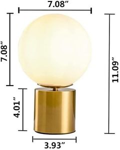 Lampe de table globe dorée de haute qualité avec abat-jour en verre blanc, lampe de chevet de style mid-century pour chambre à coucher et salon - Product Image 2