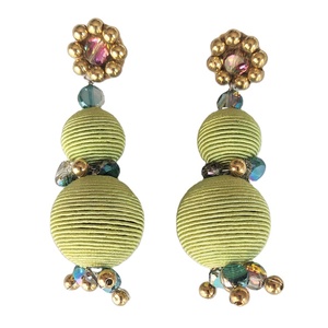 Leaders dans la fourniture de boucles d'oreilles boule de cordon couleur menthe de 8cm de long fabriquées à la main de qualité éprouvée adaptées à toutes les occasions pour les femmes - Product Image 1