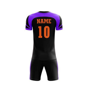 Ensemble de maillots de football personnalisés respirants pour l'entraînement, la compétition et les tenues de club - Product Image 4