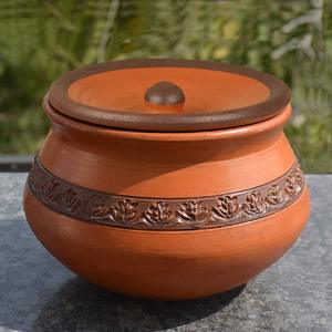 Pot en terre cuite fait main avec couvercle, motif végétal marron, décoration décorative pour la maison, thème nature - Product Image 1