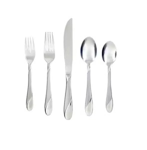Ensemble de couverts en acier inoxydable de qualité supérieure, idéal pour une mise en scène élégante de la table et un confort optimal - Product Image 3