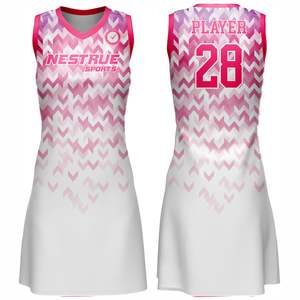 เสื้อฟุตบอลหญิงแบบสั่งทำพร้อมลายพิมพ์แบบซับลิเมชั่นขายส่ง แห้งเร็ว ระบายอากาศได้ดี สำหรับทีมฟุตบอลหญิง - Product Image 1