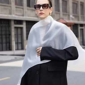 Traje de Mujer de Longitud Regular con Cuello con Muescas, Oversize, con un Solo Botón, de Poliéster/Rayón/Spandex, Transpirable, de Corte Regular, Color Liso - Product Image 1