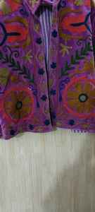 เสื้อแจ็คเก็ตกำมะหยี่ปักมือลายซูซานีสีเทา ผลิตจากวัสดุคุณภาพสูง ดูสวยงามแบบซูซานี - Product Image 6